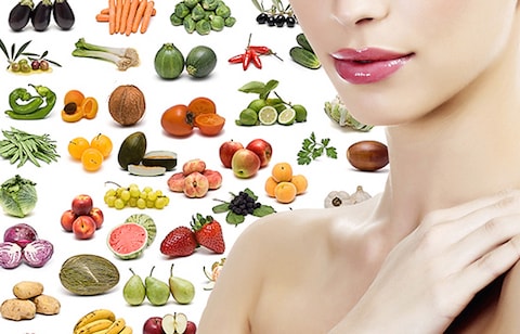 Best Superfoods for Youthful and Glowing Skin