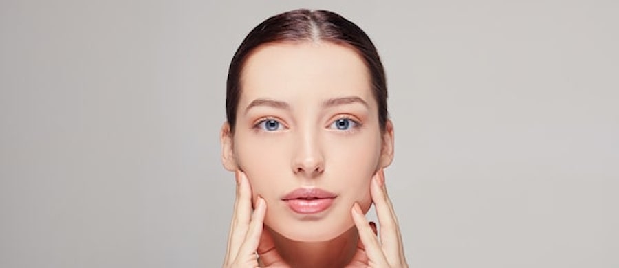 TikTok Cosmetic Surgery Trend – “Strawberry Lift”