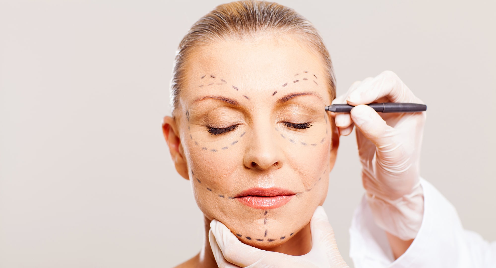 Cosmetic Town examines the American Board of Plastic Surgery