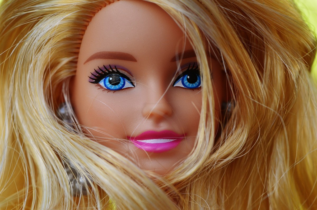 Los Angeles Barbie Fan Looks Like Barbie Cosmetic Town