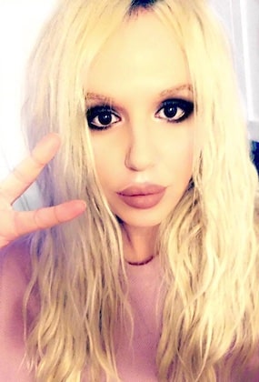 Bryan Ray Transforms to Look like Britney Spears