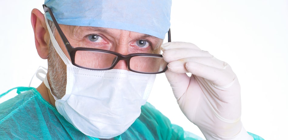 Cosmetic Surgeon or Plastic Surgeon - Know the Difference