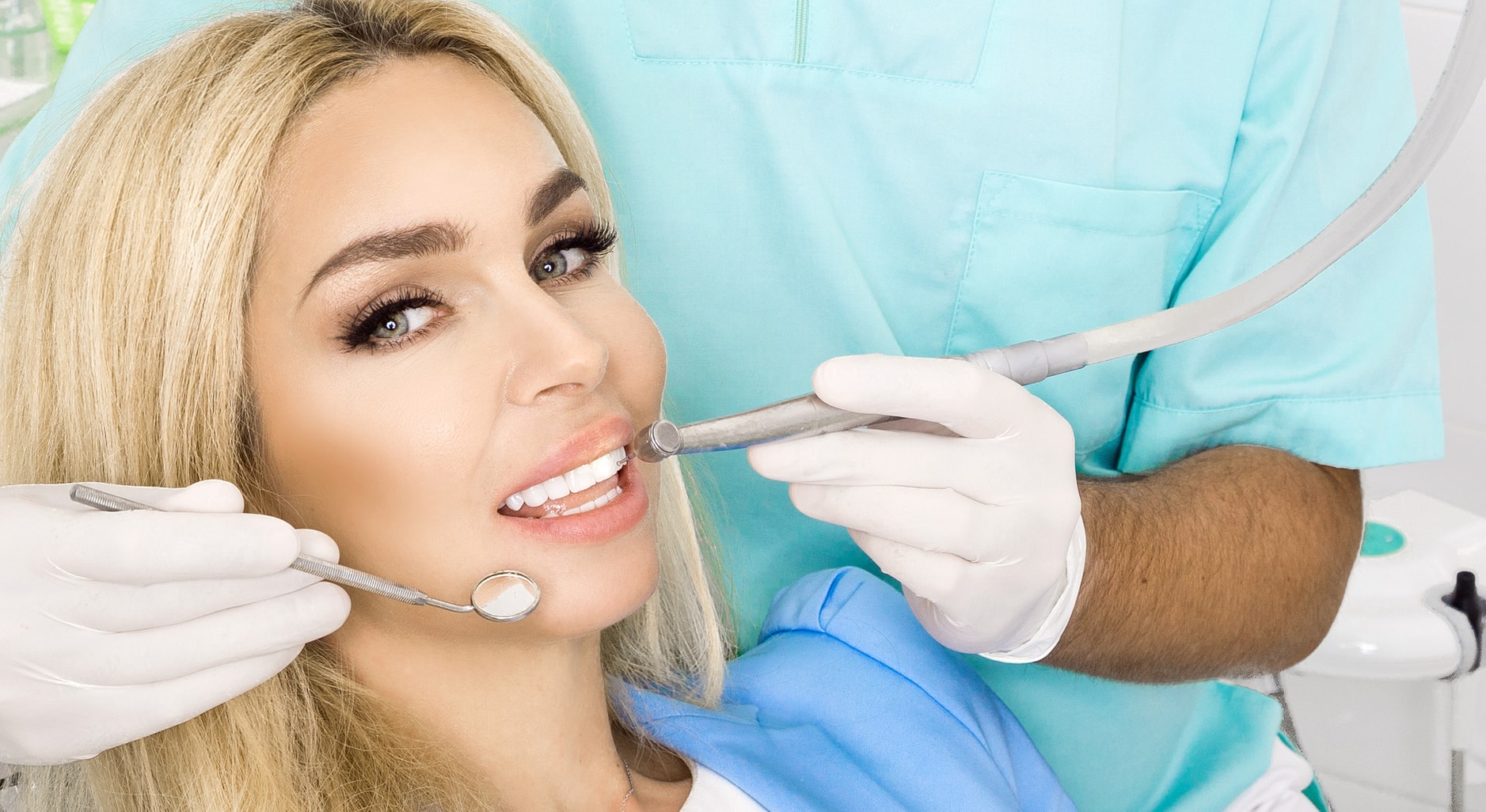 See the influence of instagram on cosmetic dental veneers